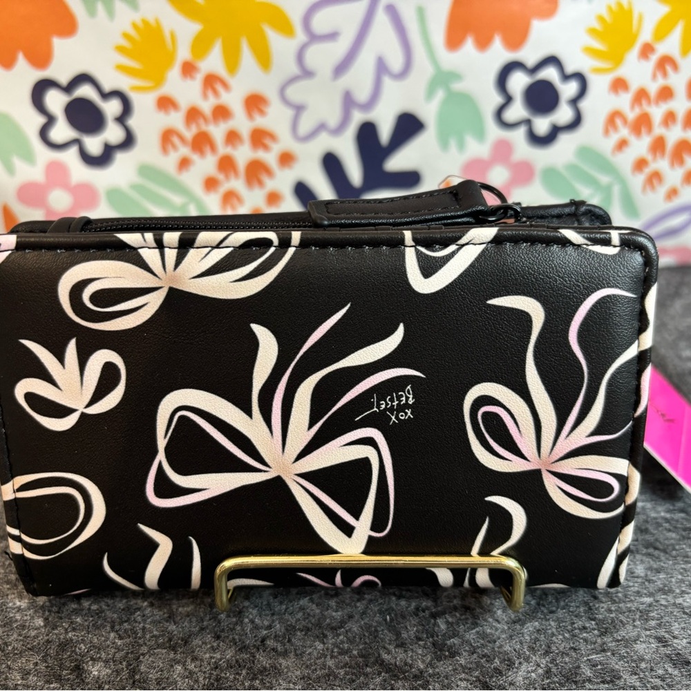 Betsey Johnson Wallet NWT - Picture 3 of 6